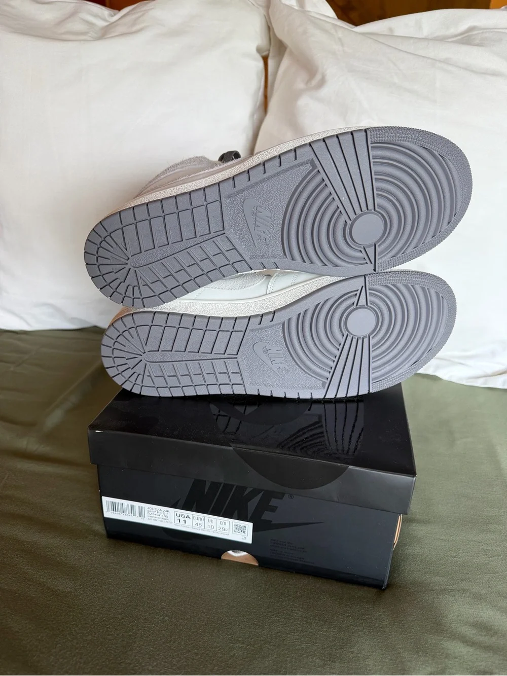 Jordan Air Ship NWOT in box